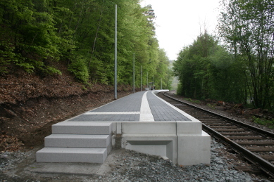 bahnsteigfertig1